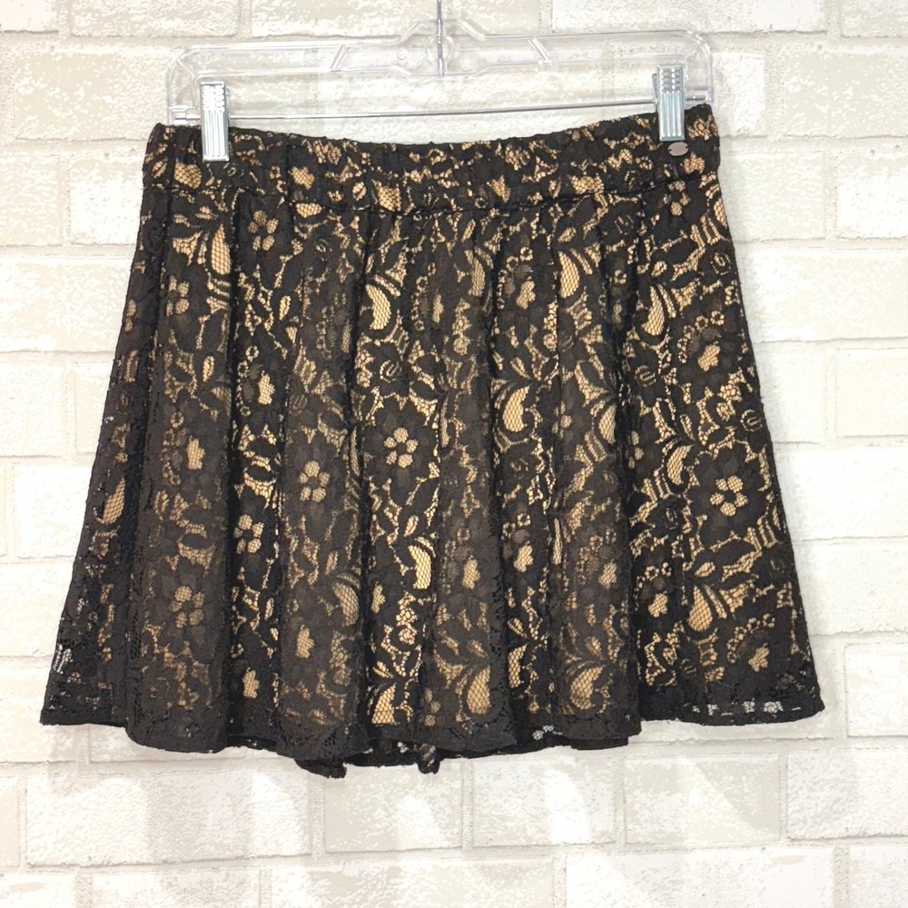 Guess Black‎ Lace Skater Mini Skirt Medium Fairy Grunge Indie Sleaze Y2K Goth - Picture 2 of 12